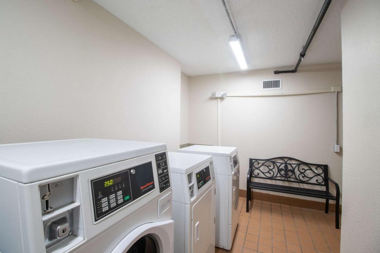 Econo Lodge Inn & Suites Foley-North Gulf Shores Ngoại thất bức ảnh