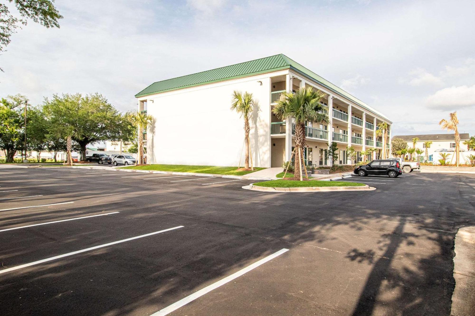 Econo Lodge Inn & Suites Foley-North Gulf Shores Ngoại thất bức ảnh