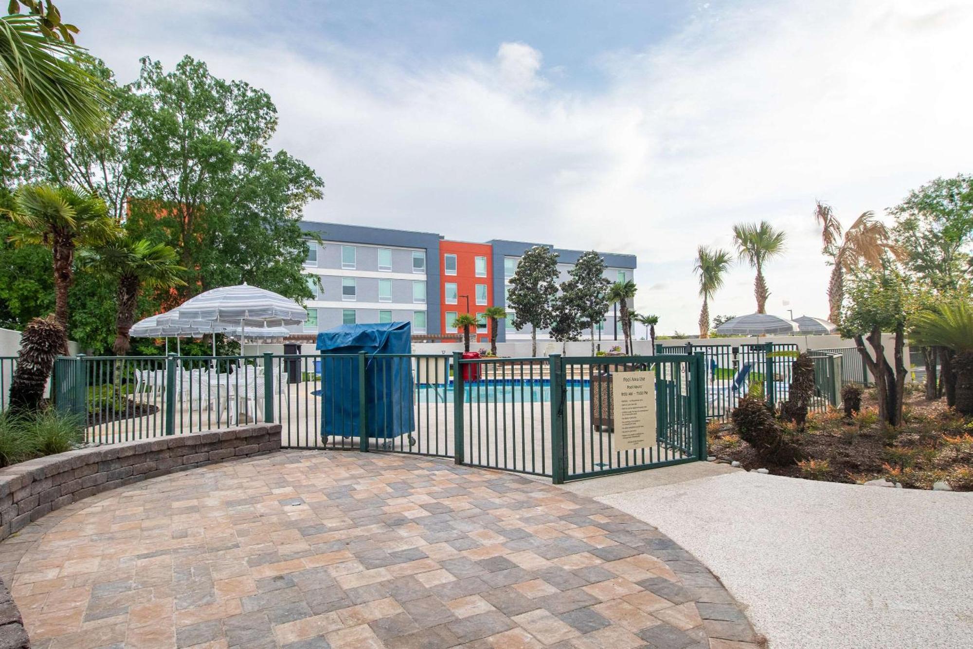 Econo Lodge Inn & Suites Foley-North Gulf Shores Ngoại thất bức ảnh